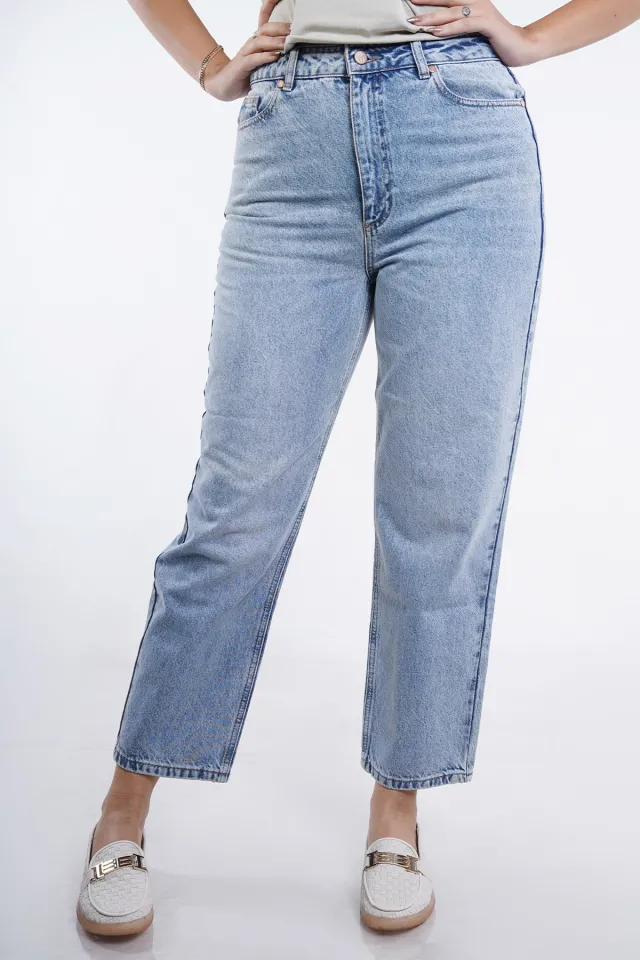 Boot cut jeans