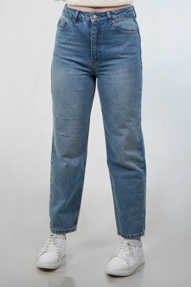 Boot cut jeans